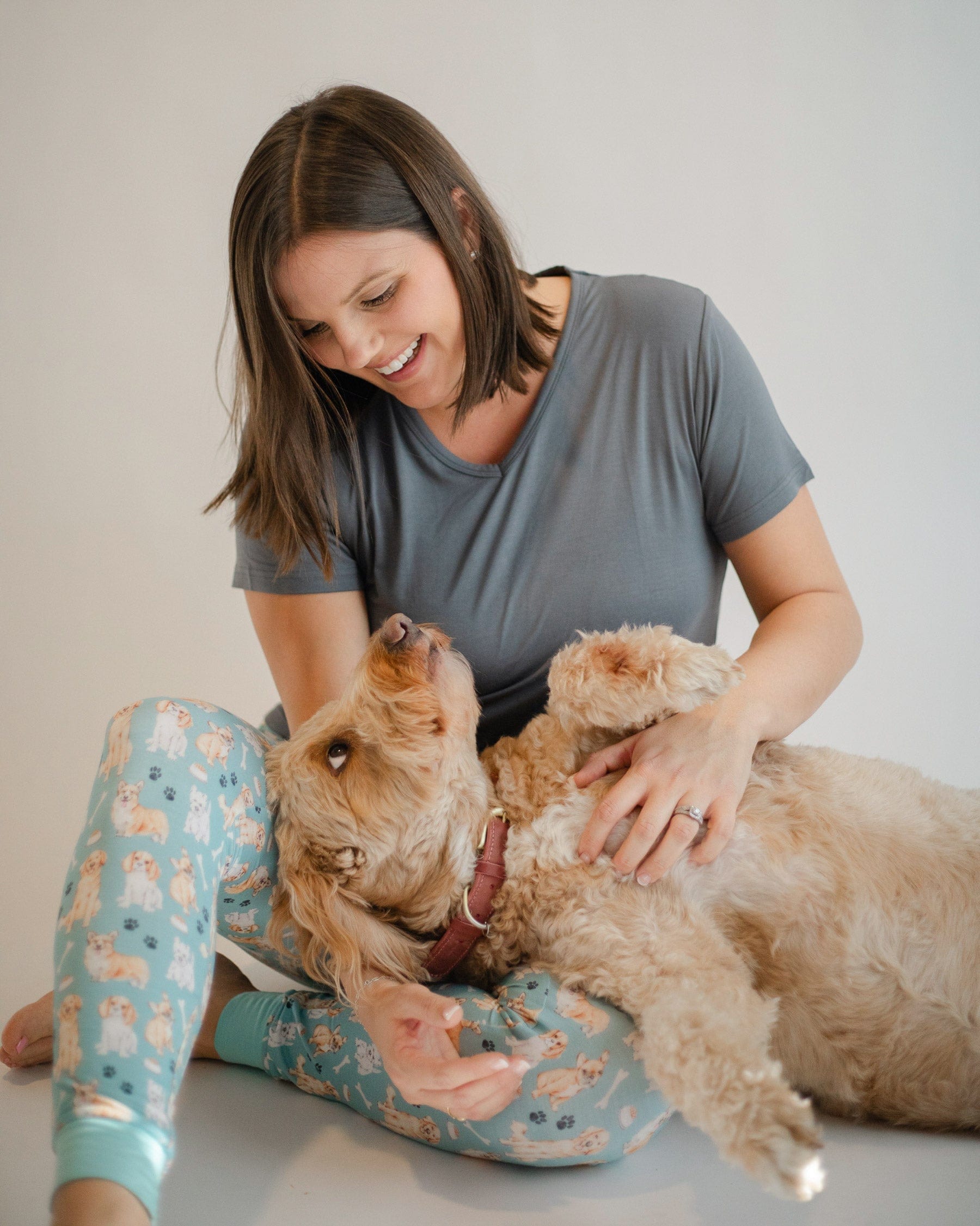 Dogs Mama Lounge Bottom