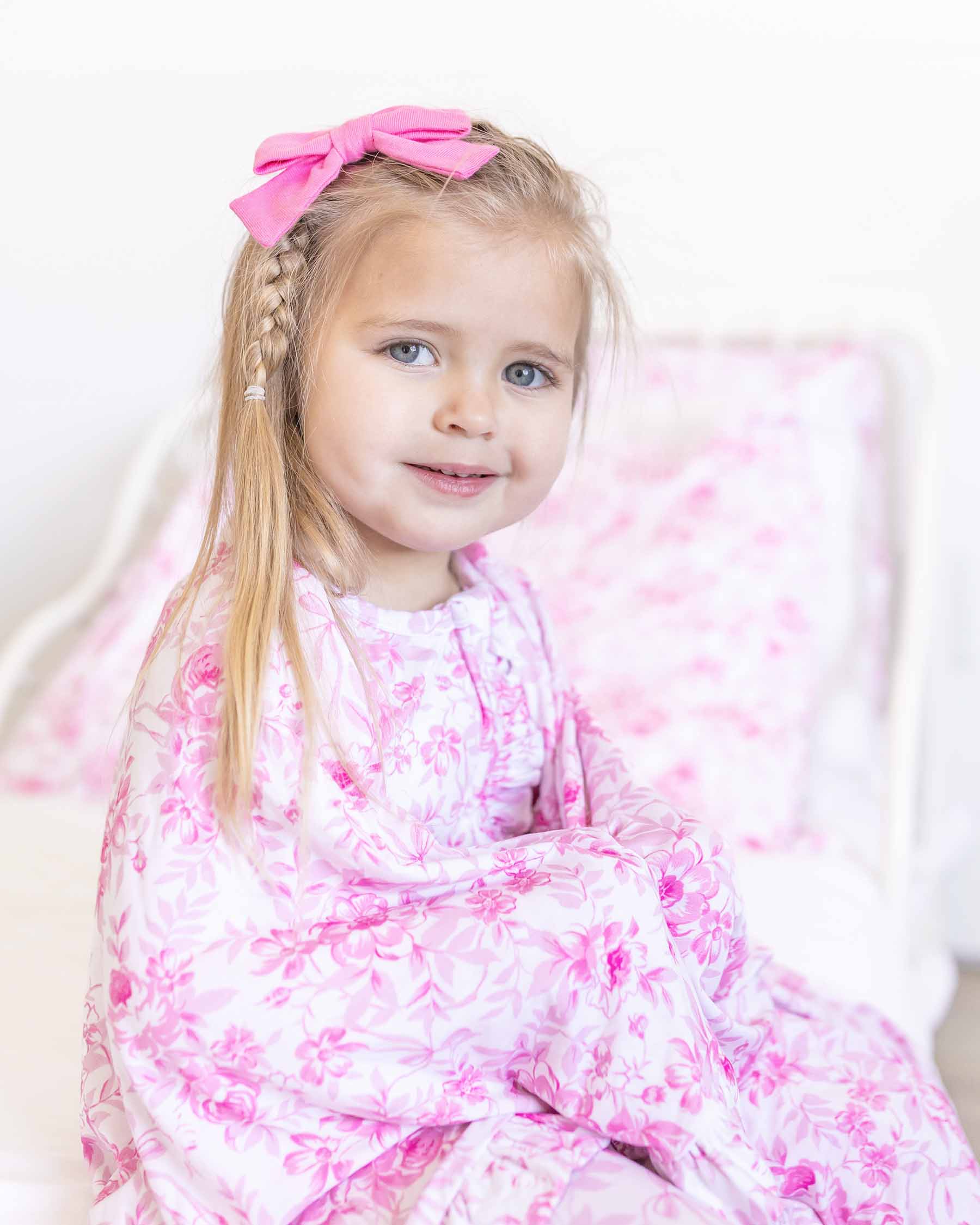 Evelyn Ruffled Blanket