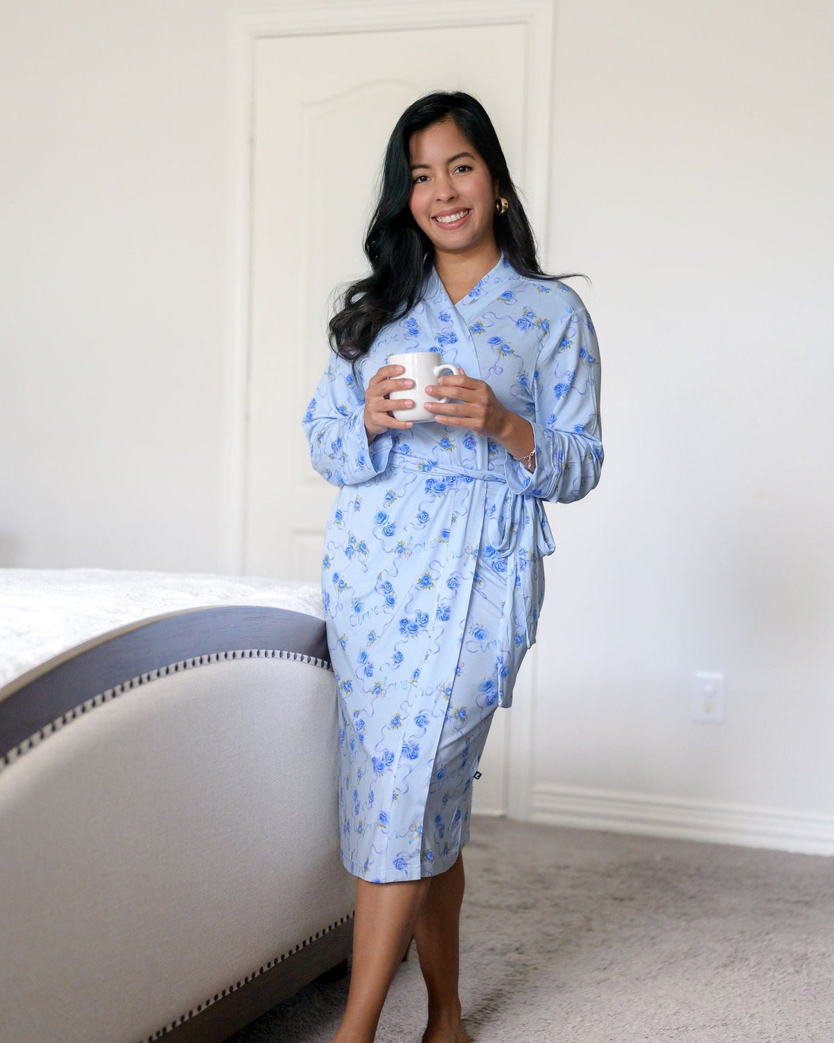 Mae Mama Robe