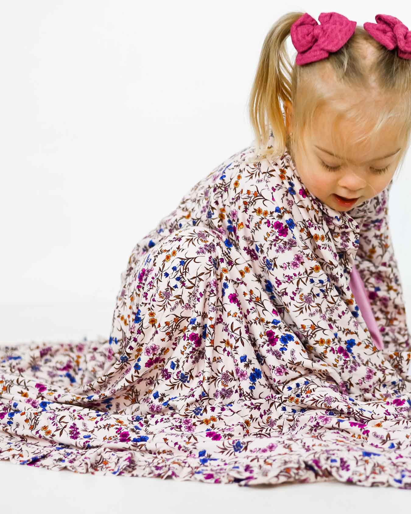 Ariana Ruffled Blanket