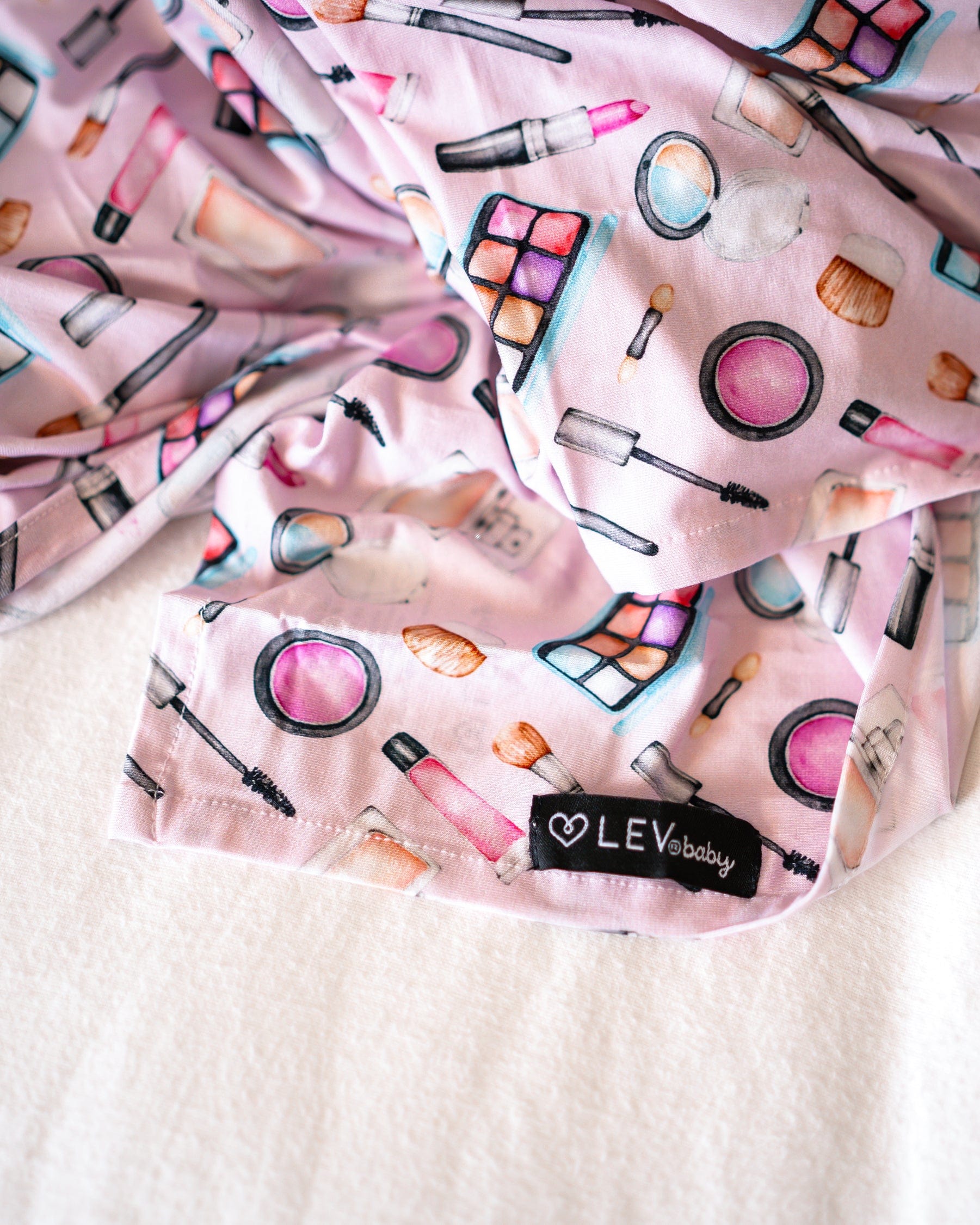 Makeup Swaddle