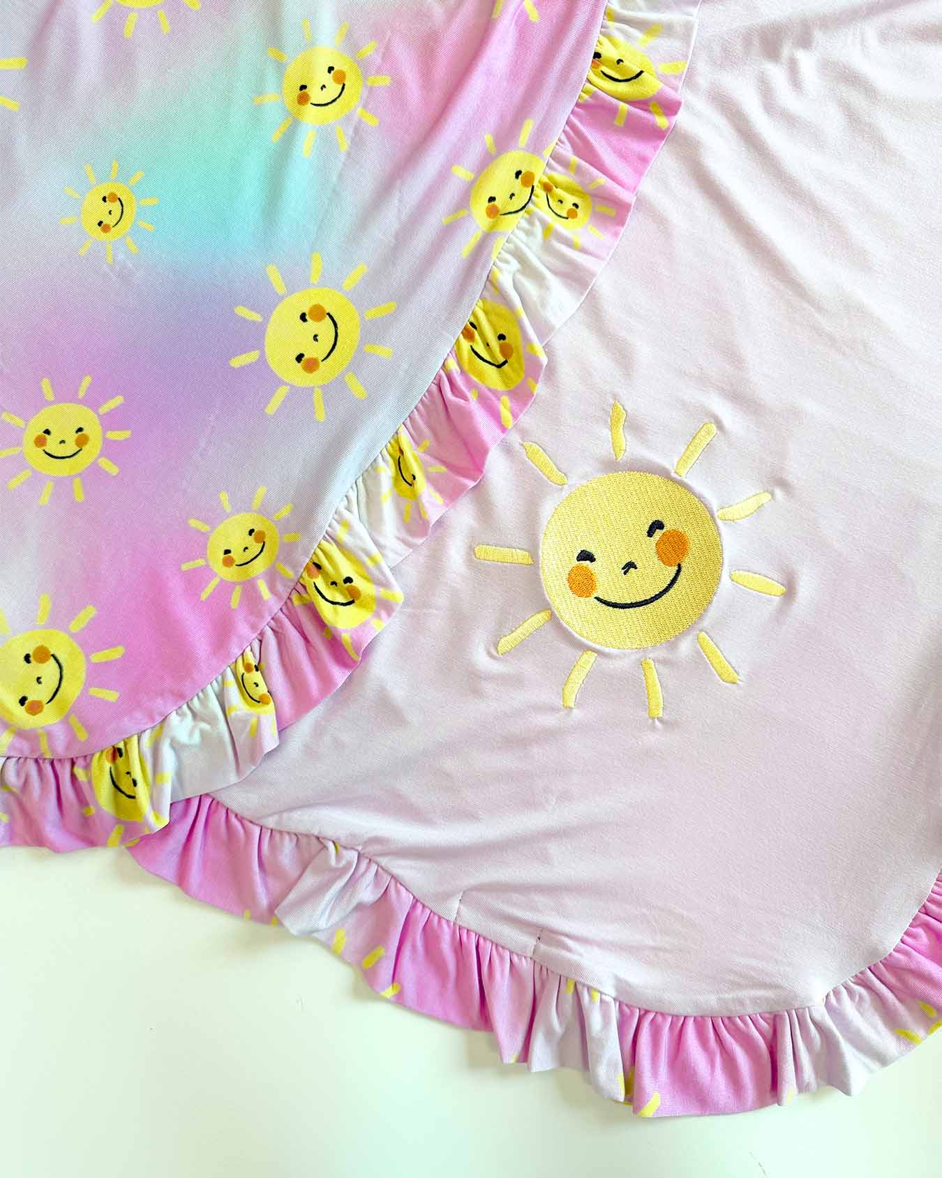Zoe Ruffled Blanket
