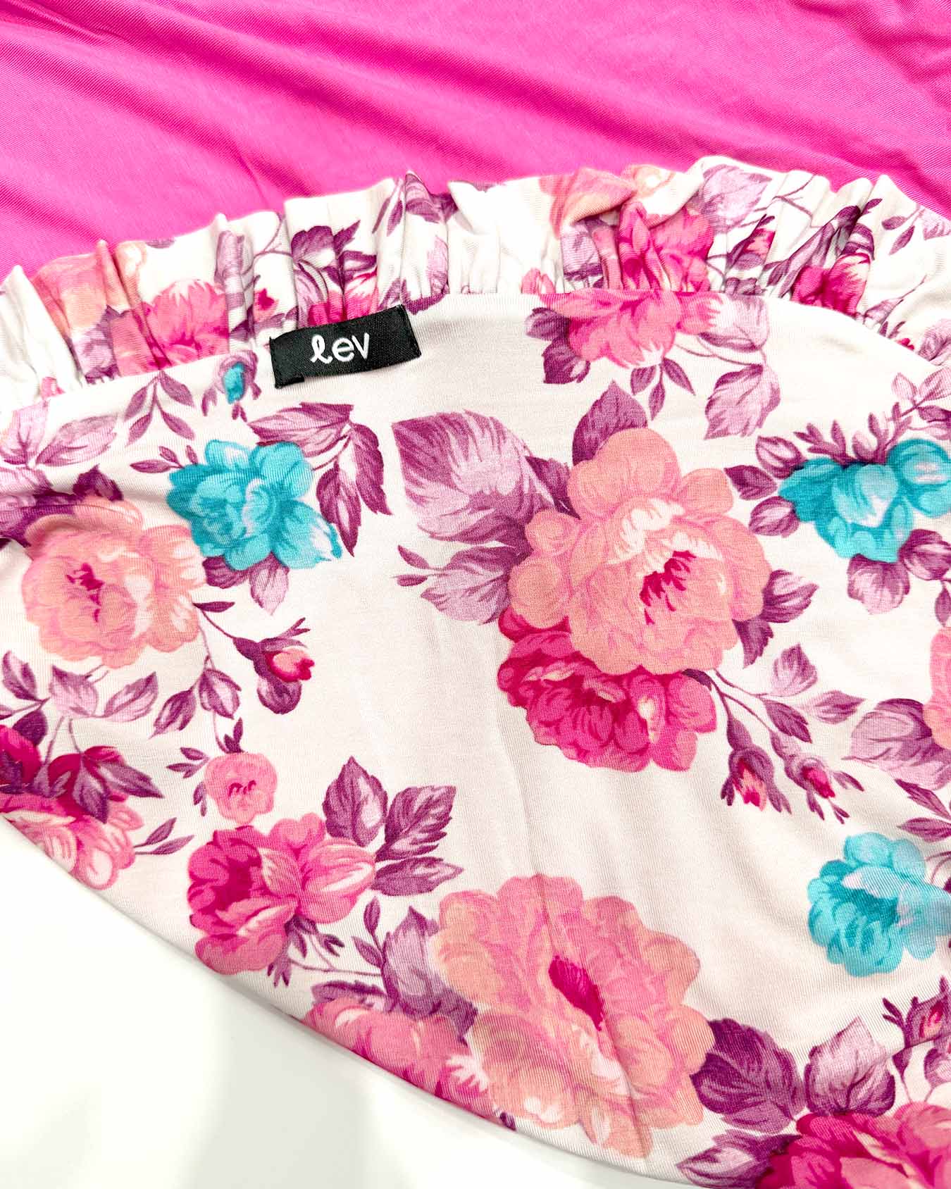 Naomi Ruffled Blanket
