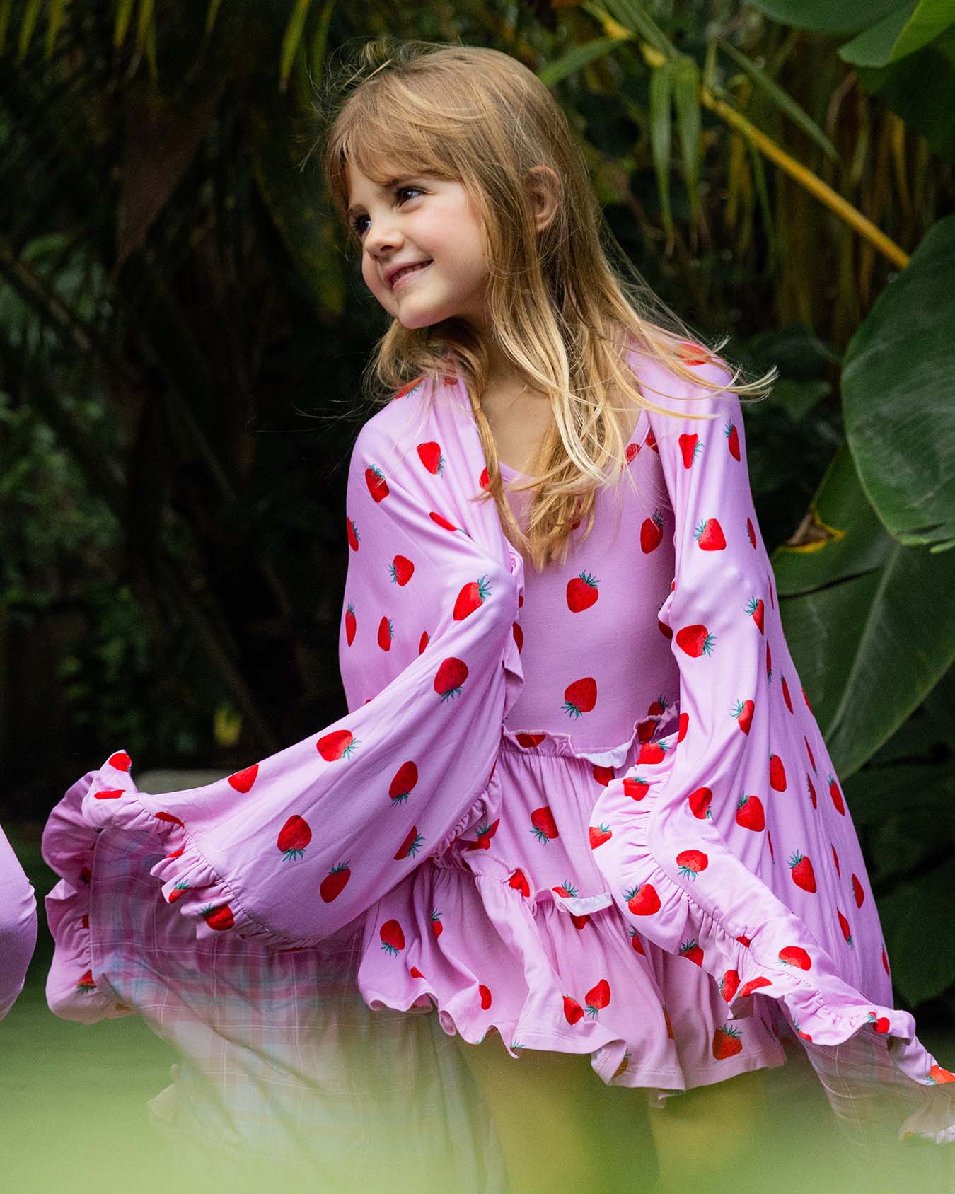 Hadley Ruffled Blanket