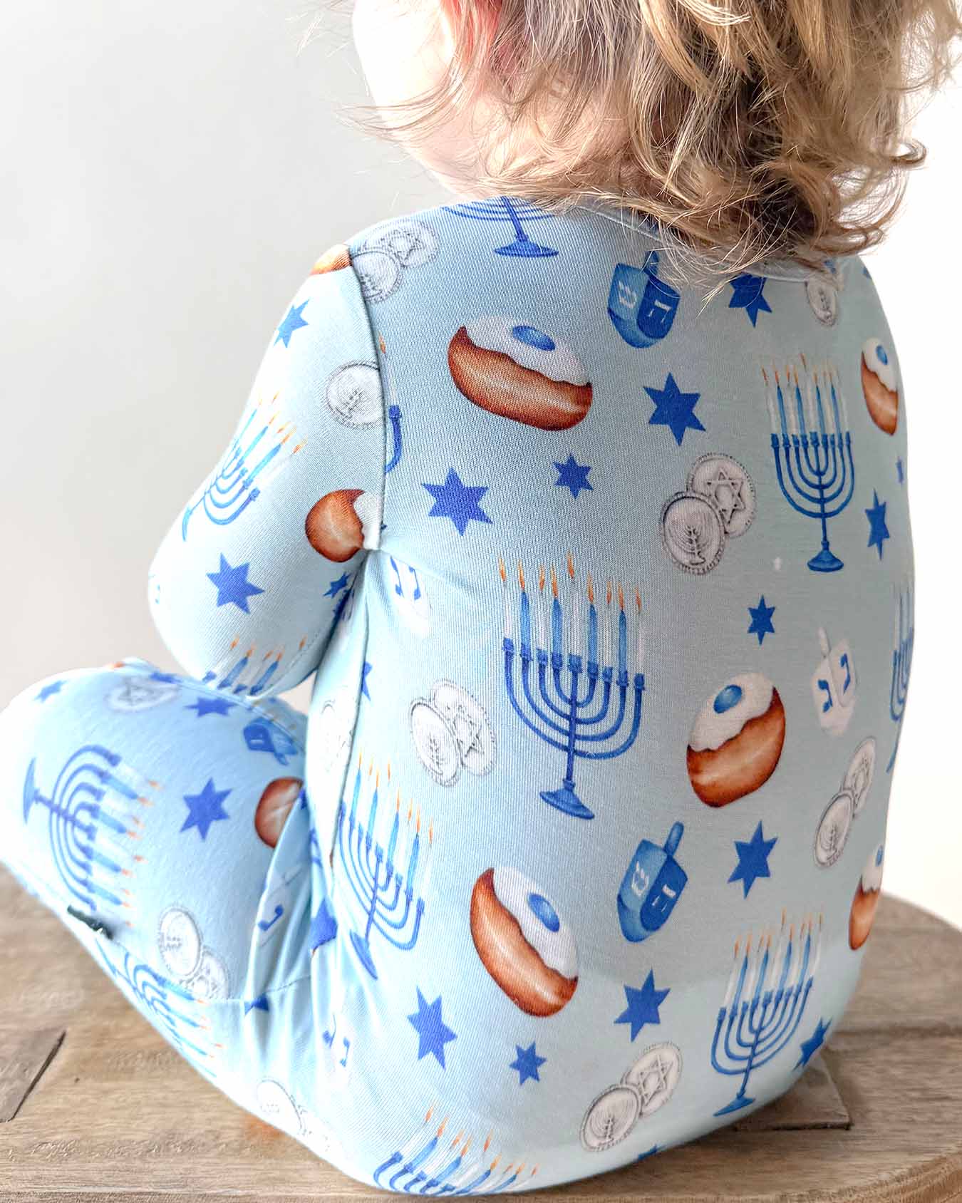 Zohar Zippered Footie