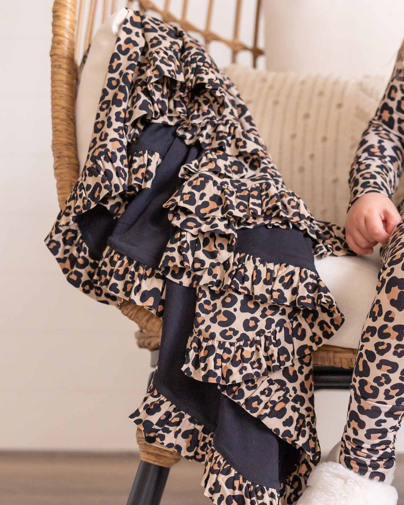 Kiara Ruffled Blanket